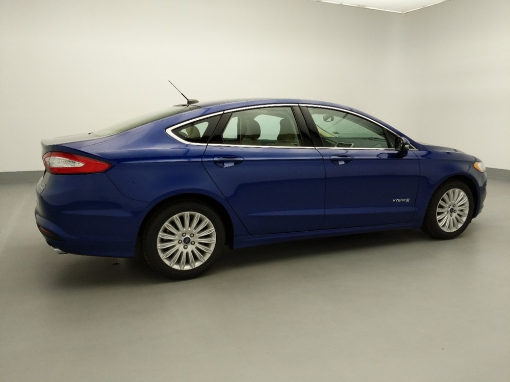2016 Ford Fusion - Passenger Rear Side