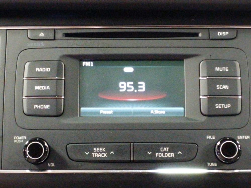 2016 Kia Sedona - Stereo Package