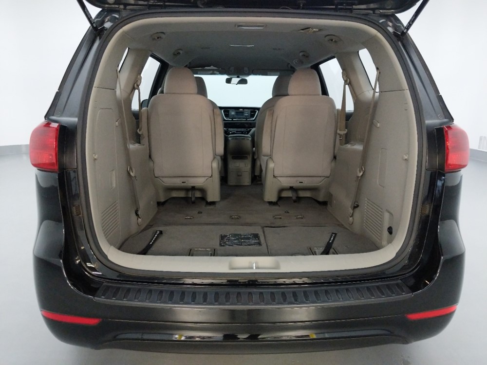 2016 Kia Sedona - Trunk