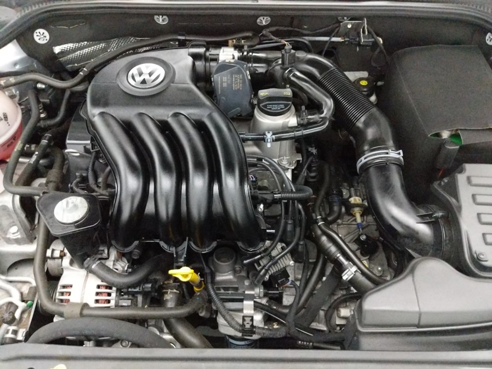 2015 Volkswagen Jetta - Engine