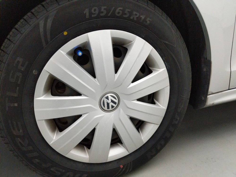 2015 Volkswagen Jetta - Wheel
