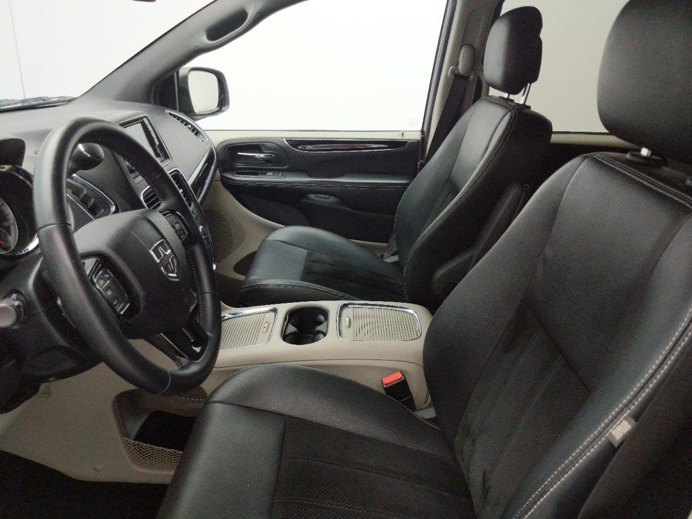 2017 Dodge Grand Caravan - Driver Front Seat
