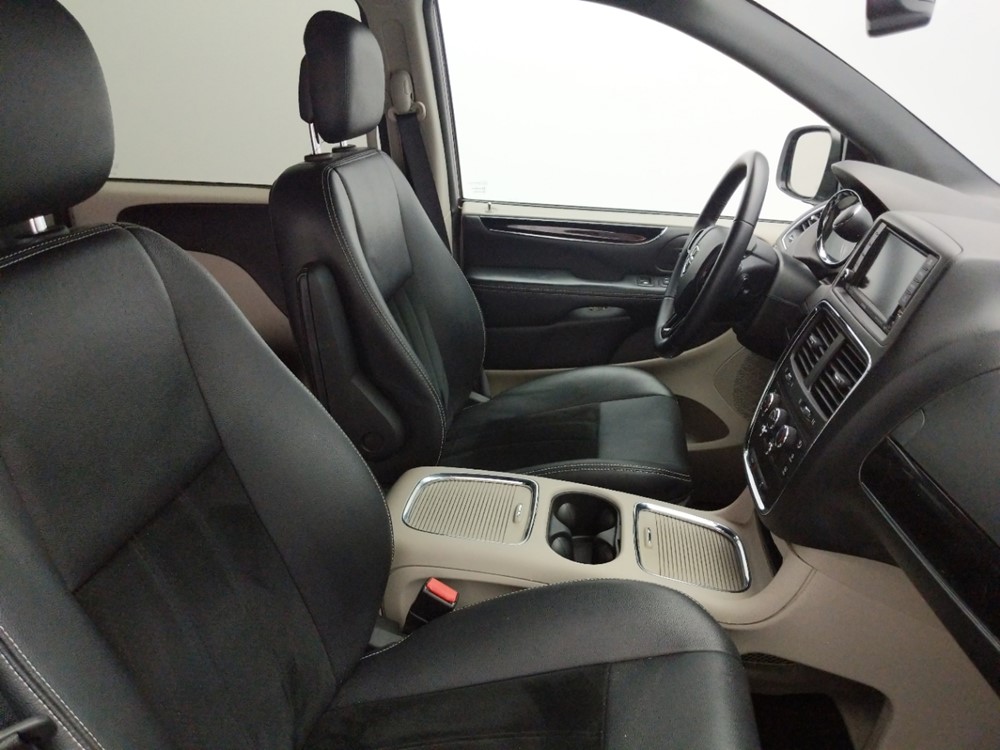 2017 Dodge Grand Caravan - Passenger Front Seat
