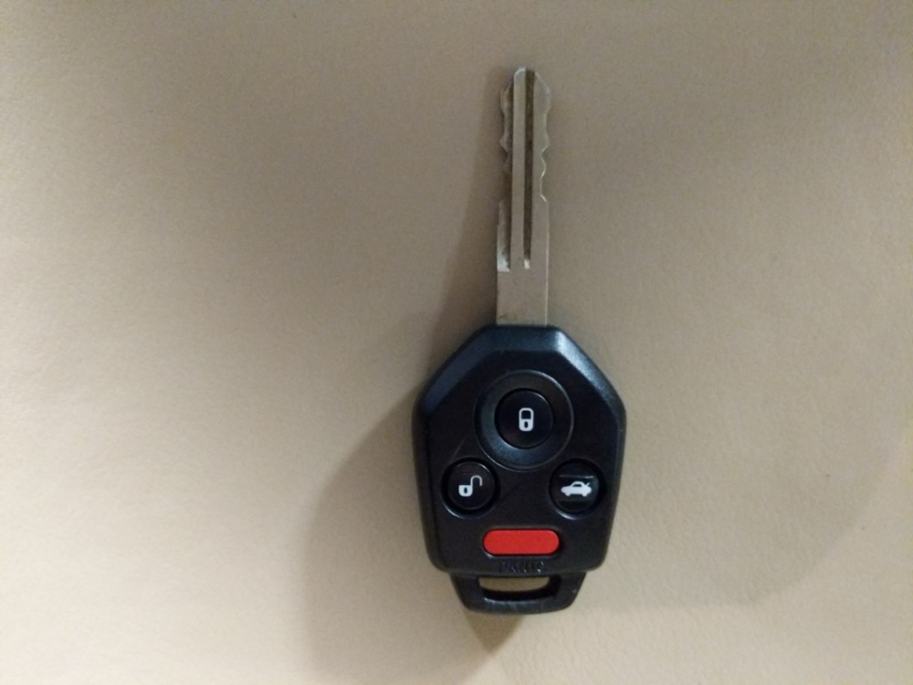 2010 Subaru Tribeca - Keys