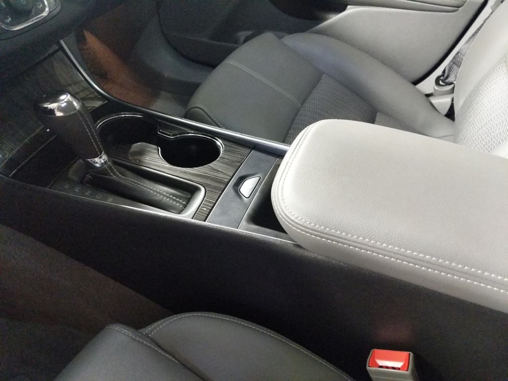 2018 Chevrolet Impala - Center Console/Cup Holders