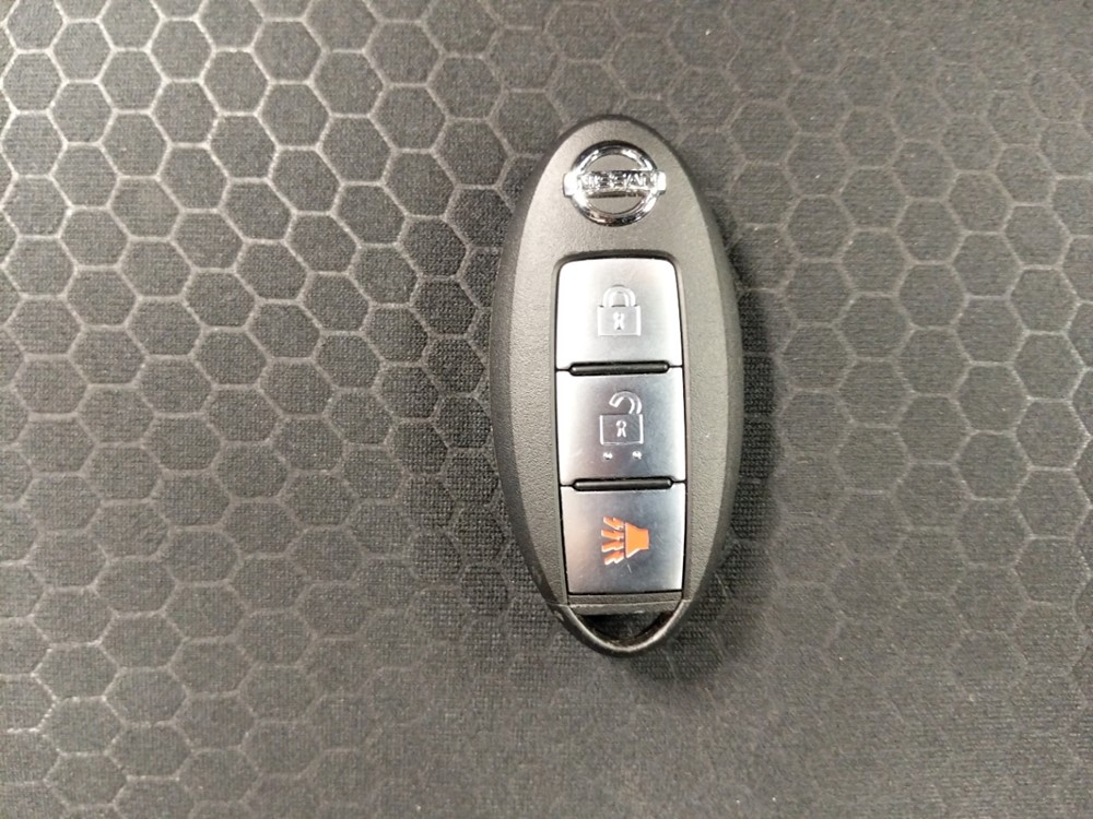 2012 Nissan JUKE - Keys