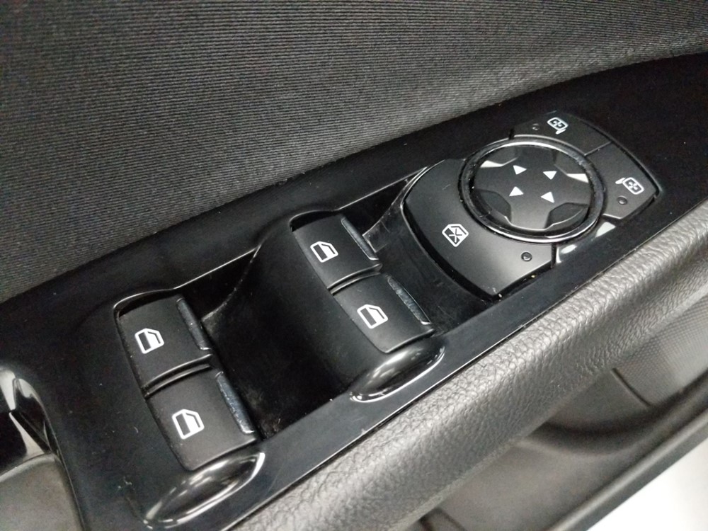 2014 Ford Fusion - Driver Power Windows/Lock Control
