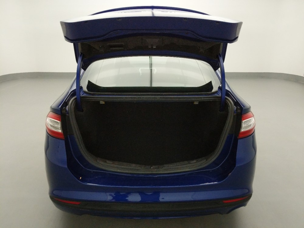 2013 Ford Fusion - Trunk