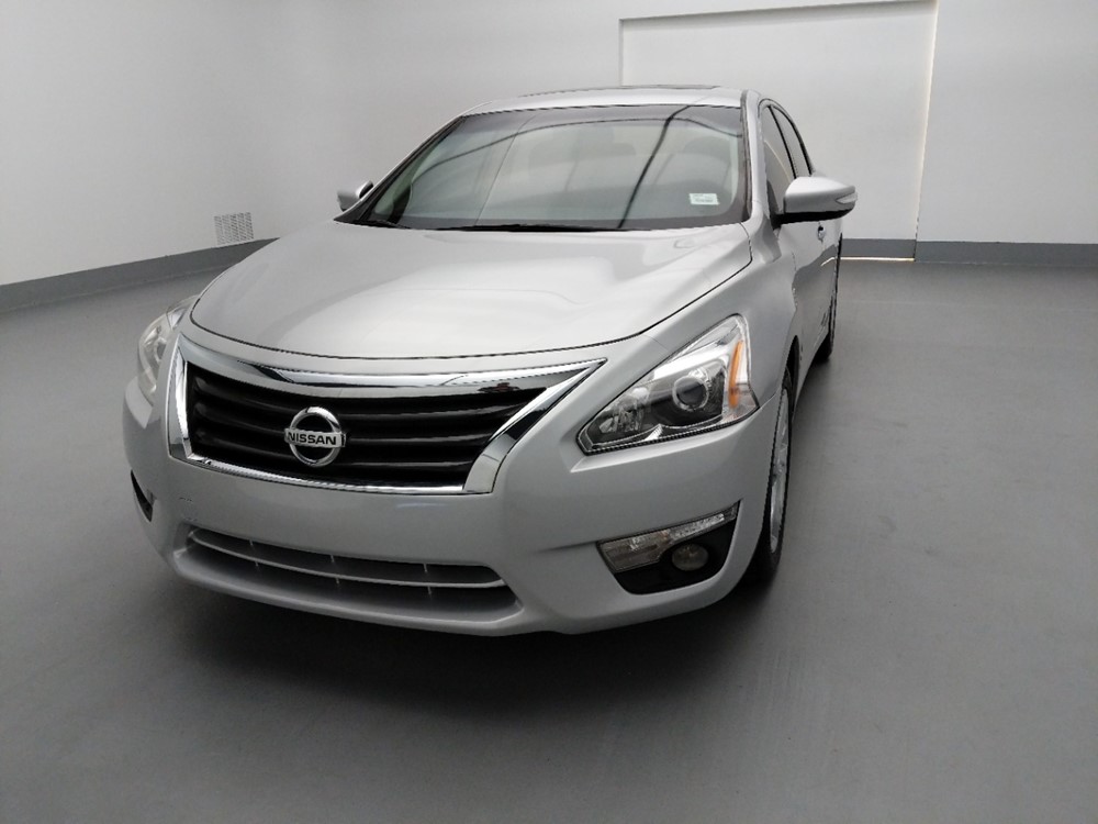 2013 Nissan Altima - Driver Front Hood