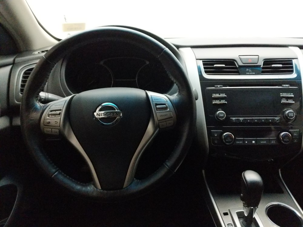 2013 Nissan Altima - Driver Dash