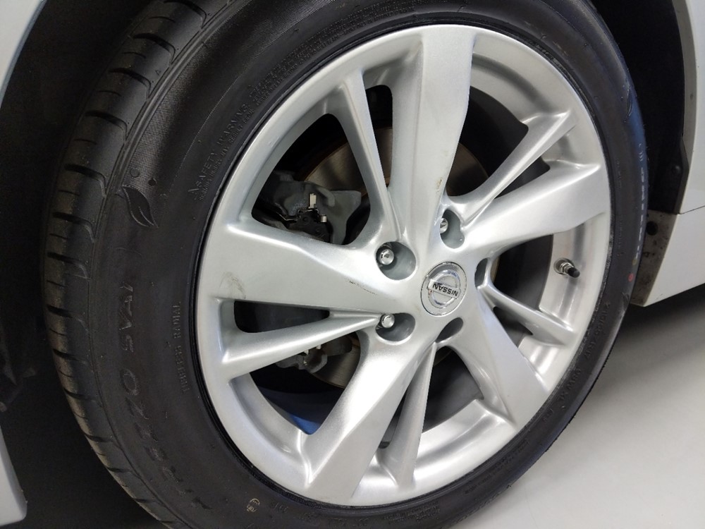 2013 Nissan Altima - Wheel