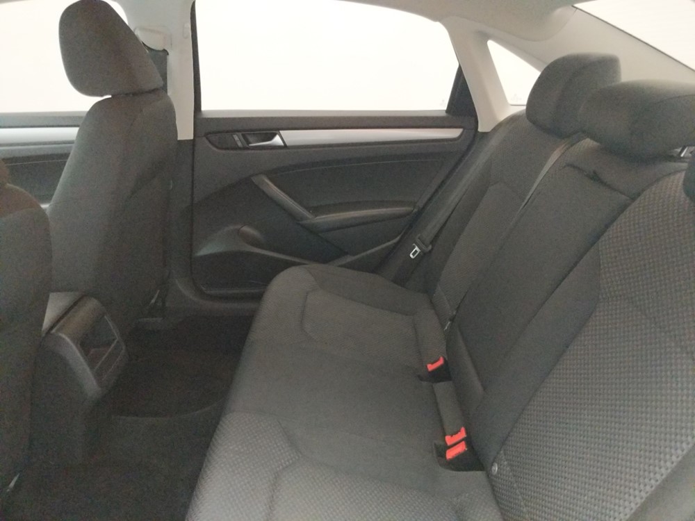 2015 Volkswagen Passat - Driver Rear Seat