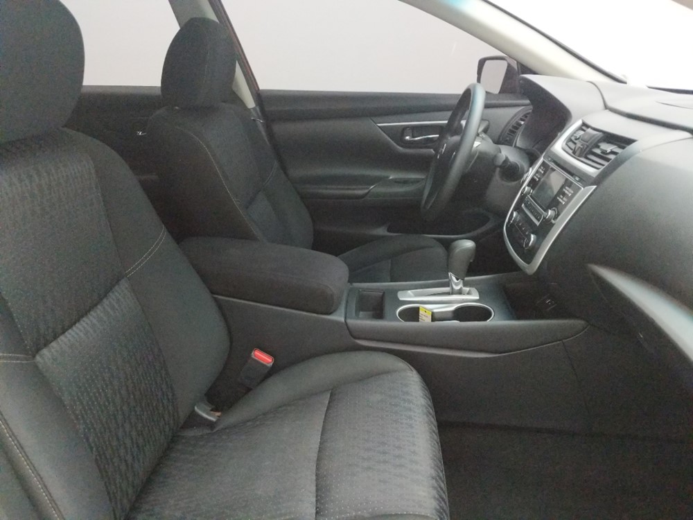 2016 Nissan Altima - Passenger Front Seat