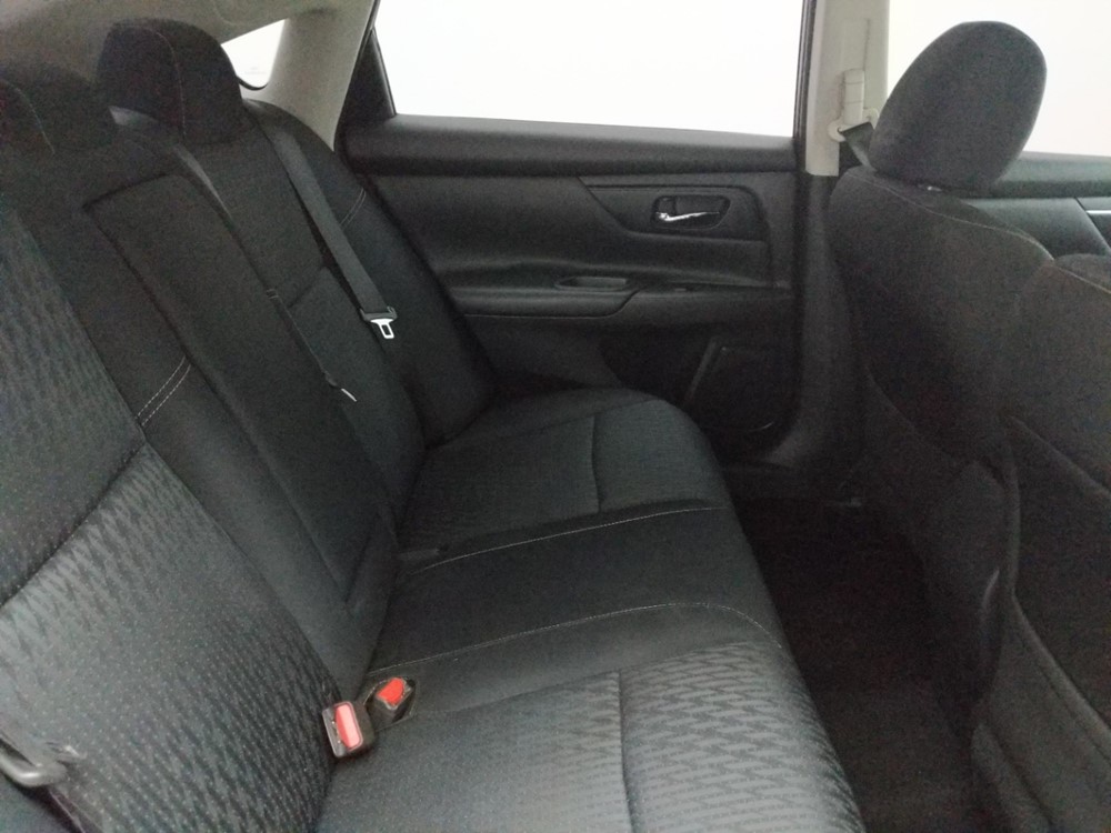 2016 Nissan Altima - Passenger Rear Seat