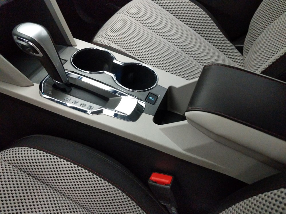 2015 Chevrolet Equinox - Center Console/Cup Holders