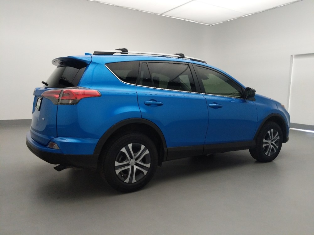 2018 Toyota RAV4 - Passenger Rear Side