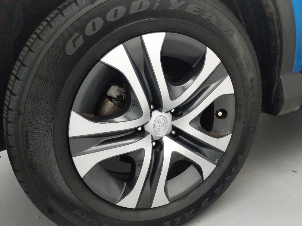 2018 Toyota RAV4 - Wheel