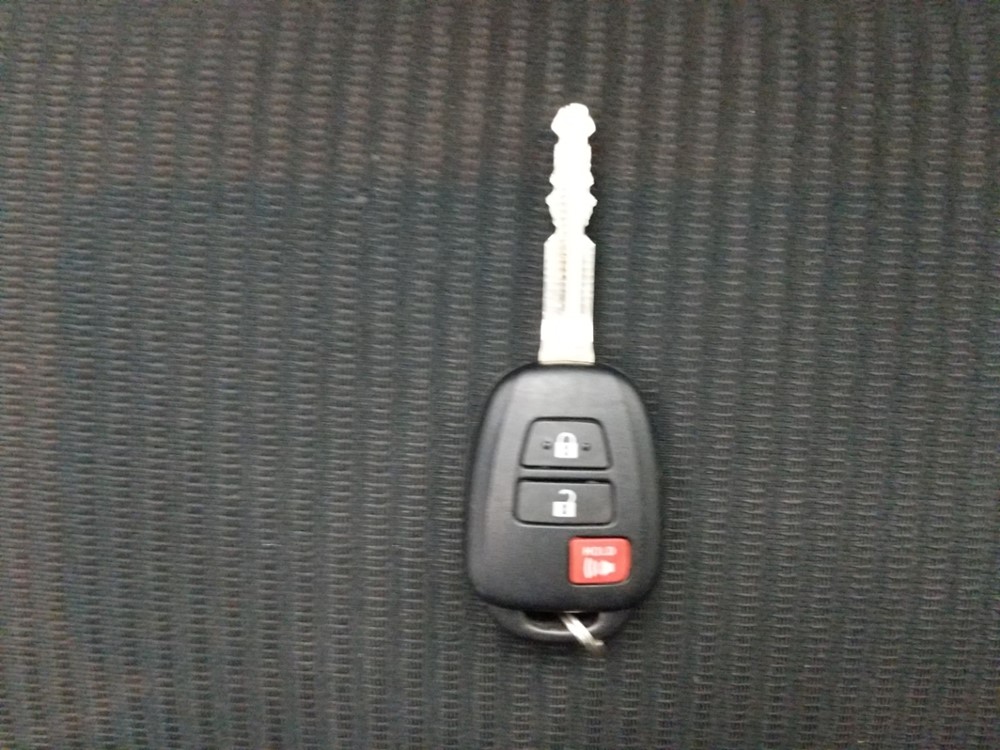 2018 Toyota RAV4 - Keys