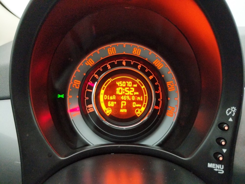 2015 FIAT 500 - Odometer Close Up