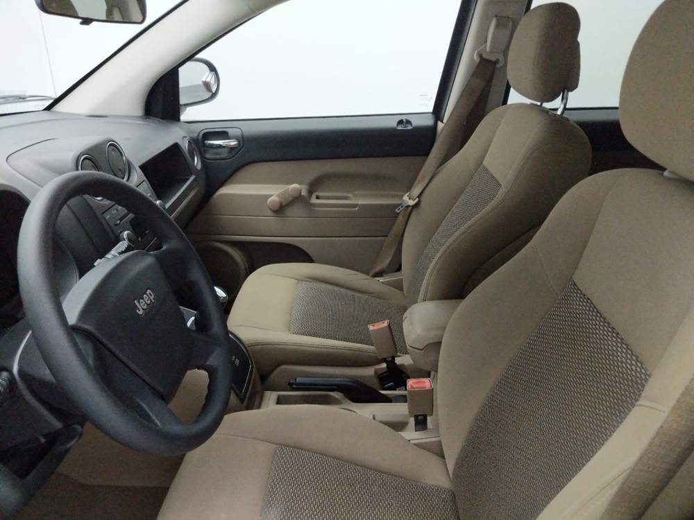 2010 Jeep Compass - Driver Front Seat