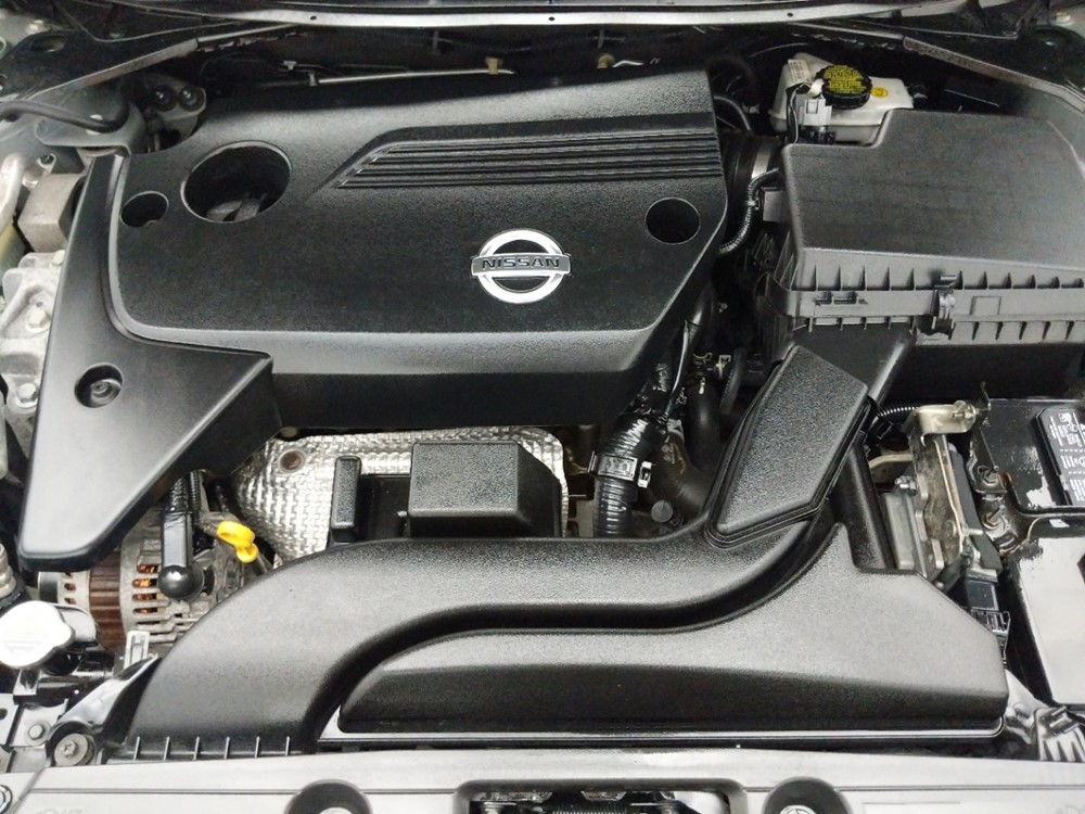 2013 Nissan Altima - Engine