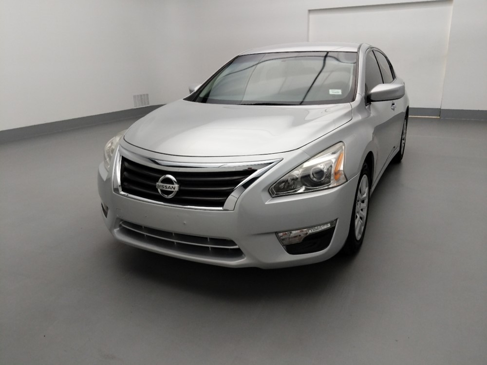 2013 Nissan Altima - Driver Front Hood