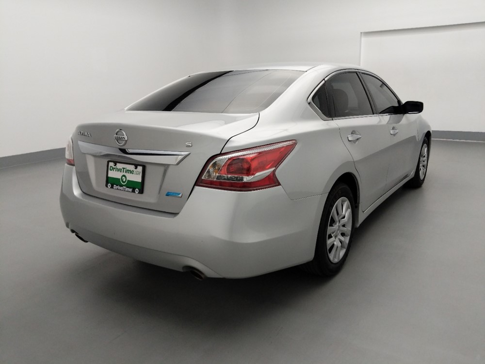 2013 Nissan Altima - Passenger Rear Bumper
