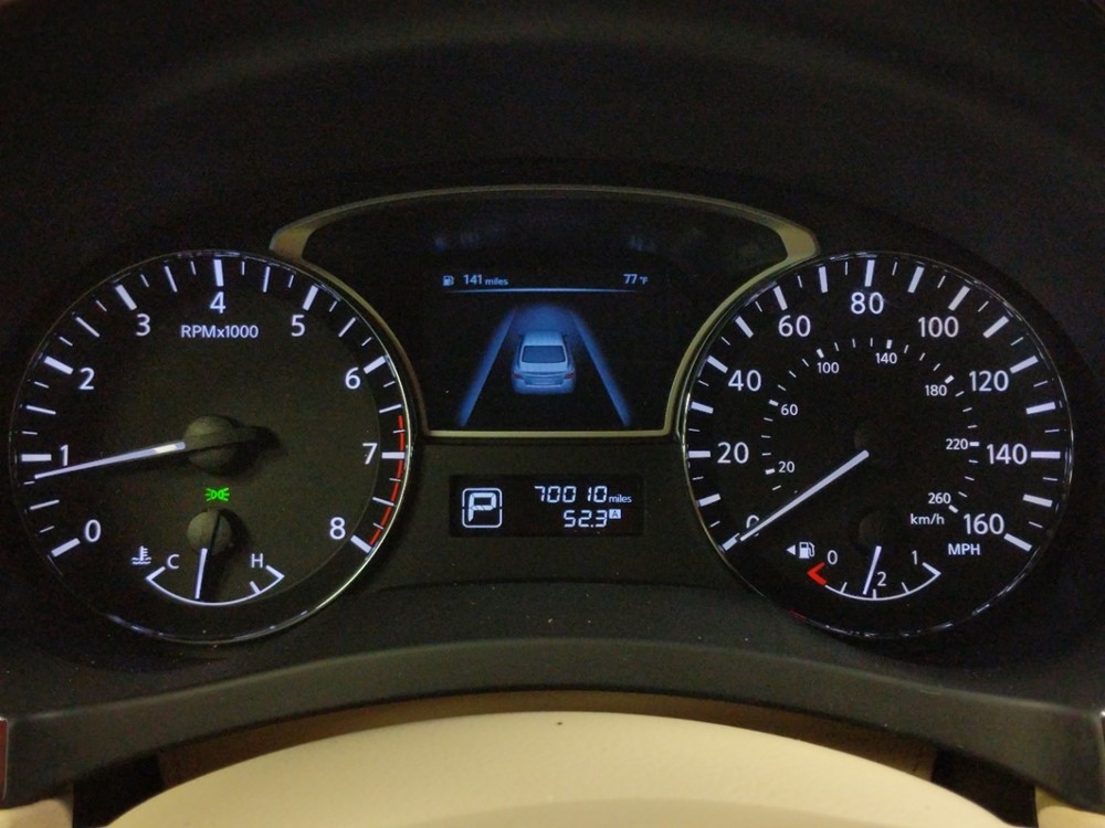 2014 Nissan Altima - Odometer Close Up