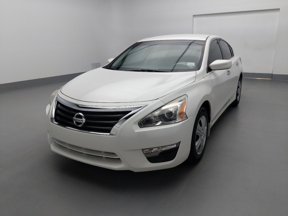 2014 Nissan Altima - Driver Front Hood