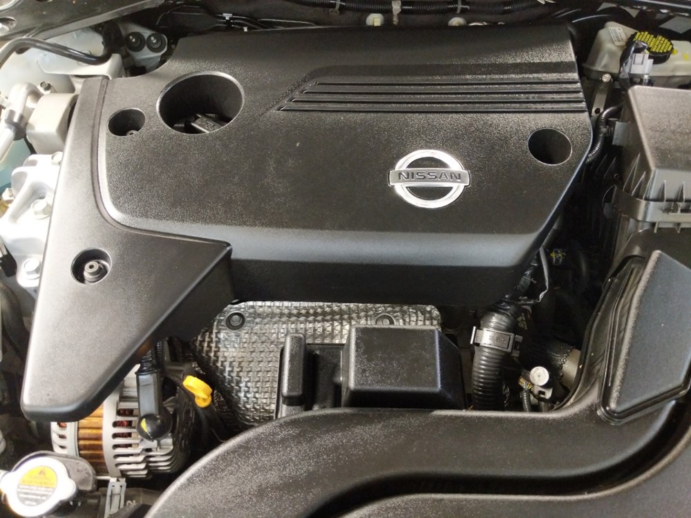 2014 Nissan Altima - Engine