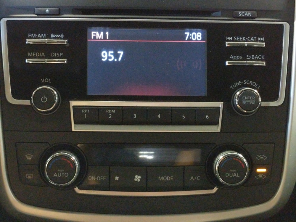2016 Nissan Altima - Stereo Package