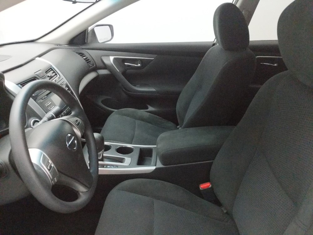 2015 Nissan Altima - Driver Front Seat