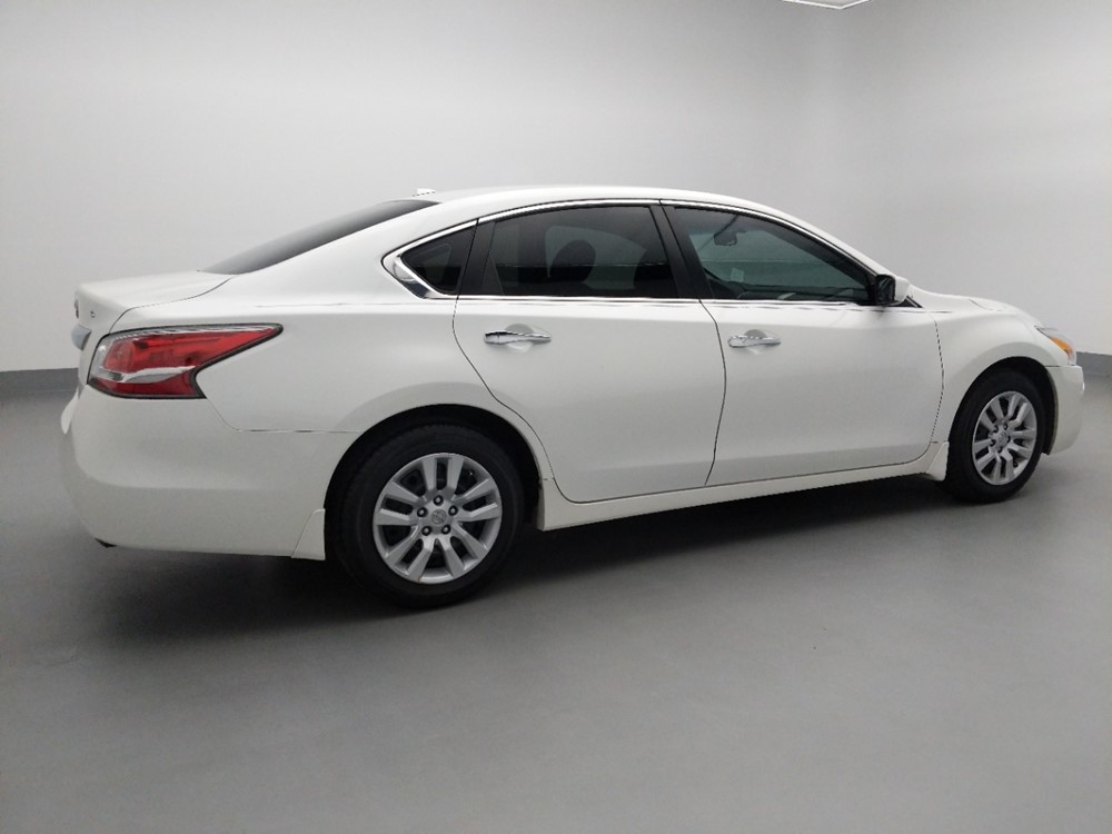 2015 Nissan Altima - Passenger Rear Side