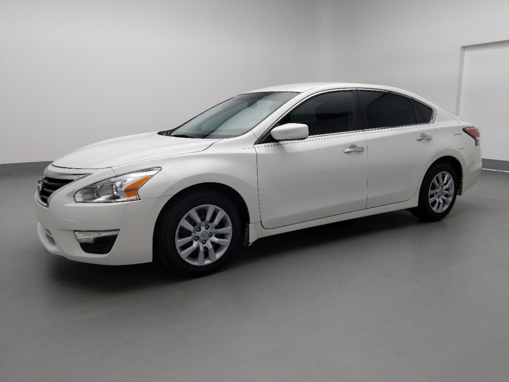 2015 Nissan Altima - Driver Front Side