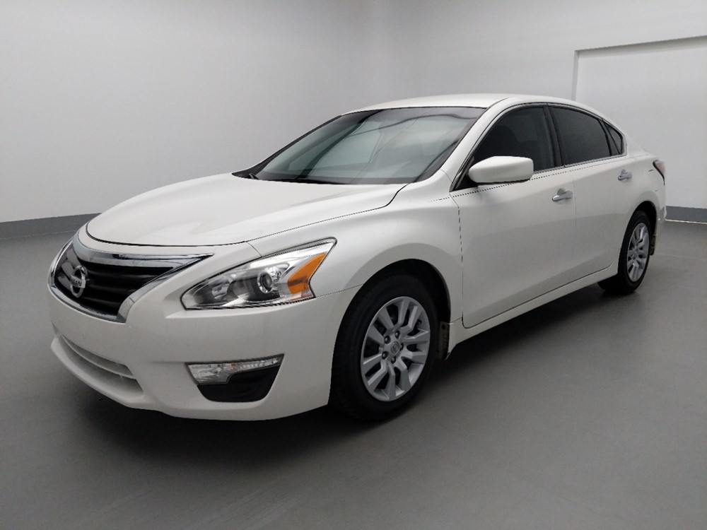 2015 Nissan Altima - Driver Front Bumper