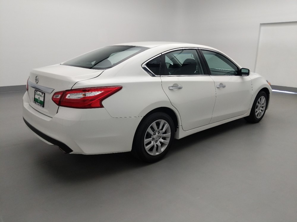 2017 Nissan Altima - Passenger Rear Bumper