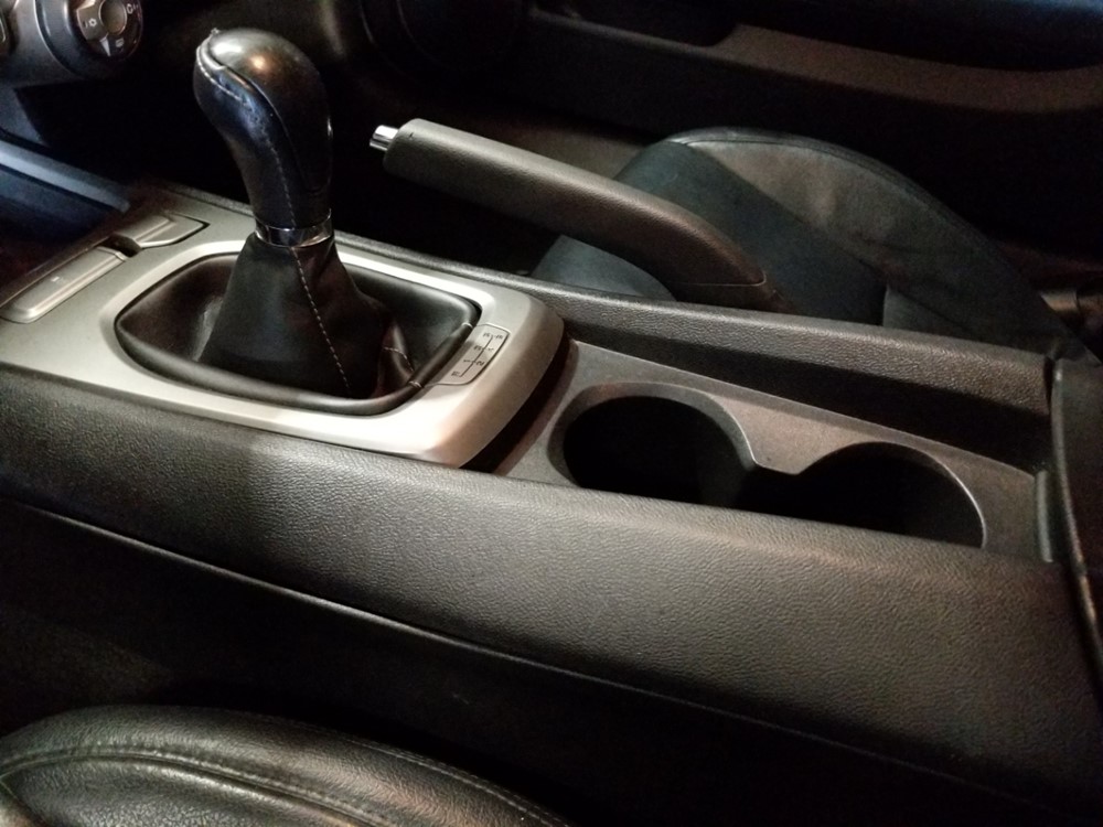 2014 Chevrolet Camaro - Center Console/Cup Holders