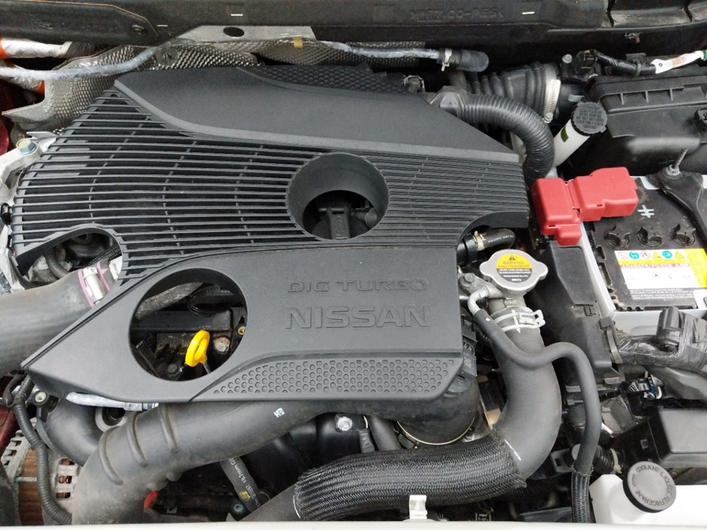 2017 Nissan JUKE - Engine
