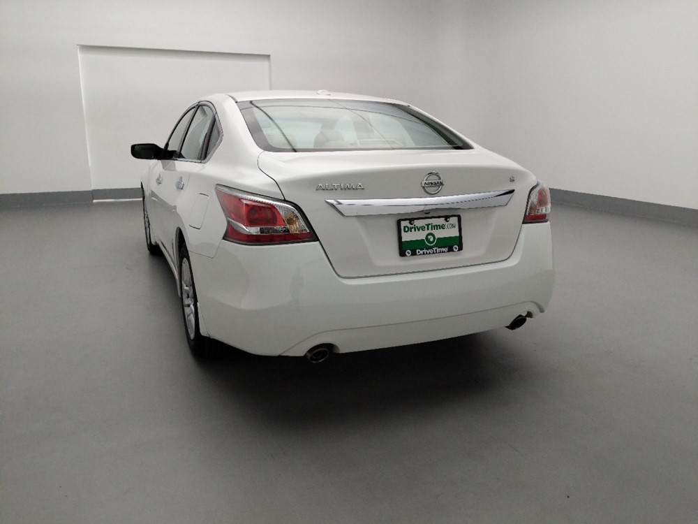 2015 Nissan Altima - Driver Rear Trunk