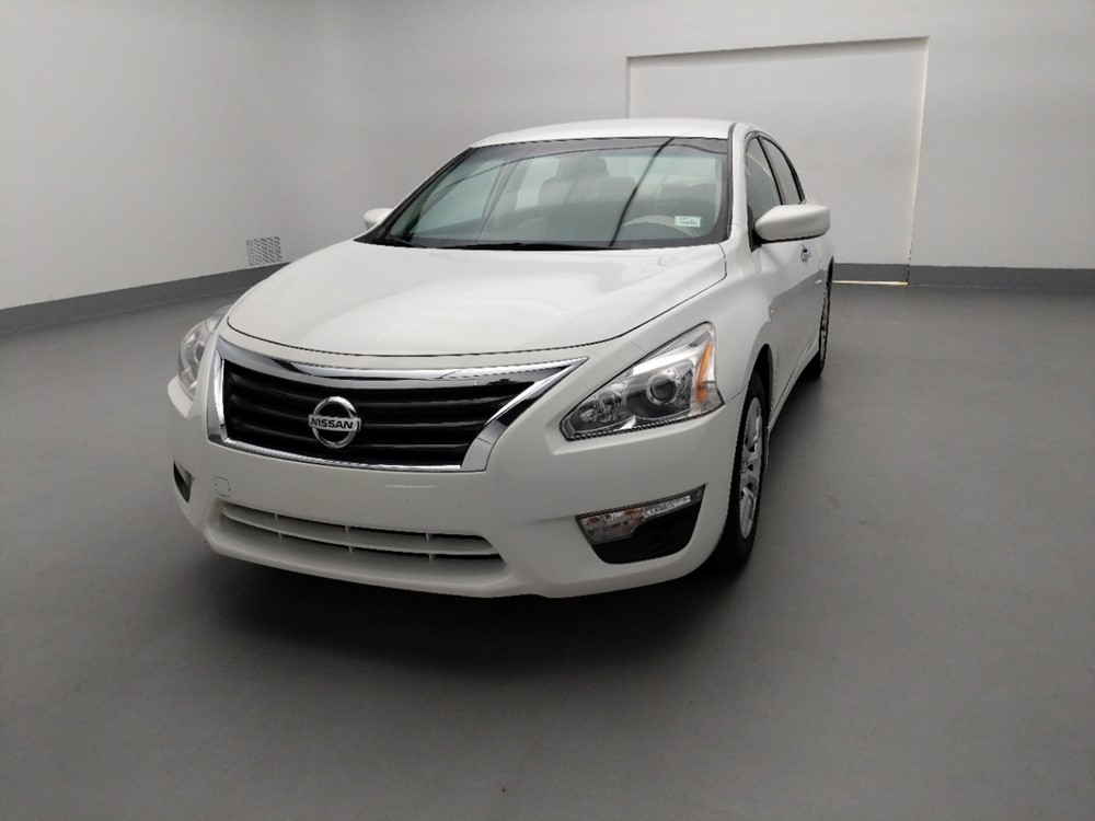 2015 Nissan Altima - Driver Front Hood