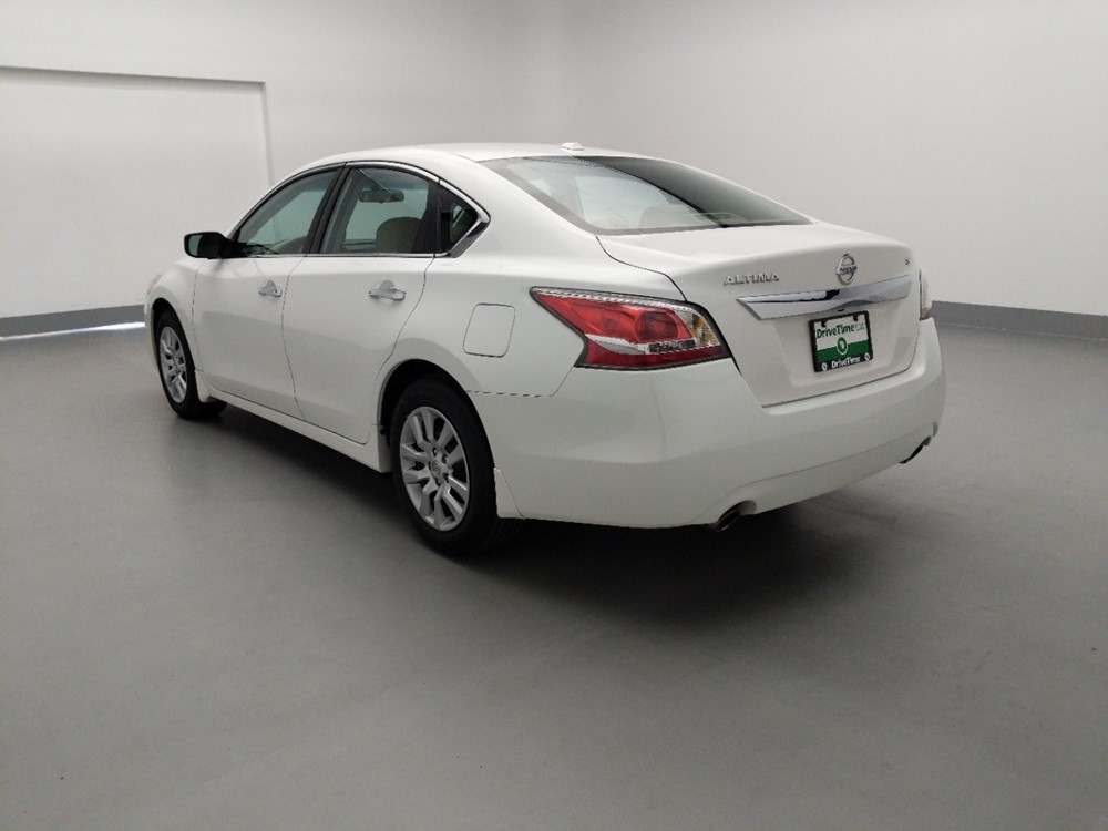 2015 Nissan Altima - Driver Rear Bumper