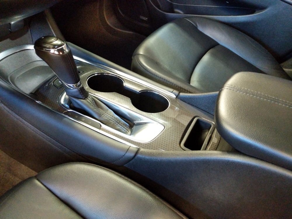 2017 Chevrolet Malibu - Center Console/Cup Holders