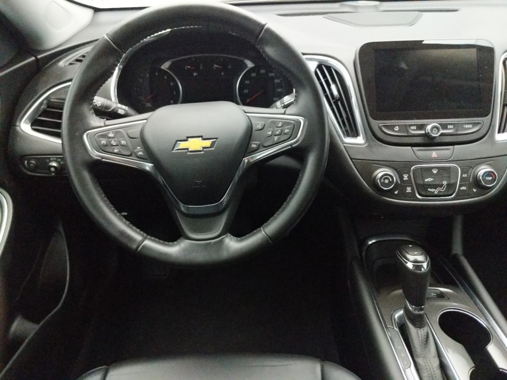 2017 Chevrolet Malibu - Driver Dash