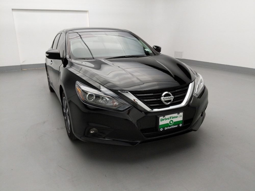 2016 Nissan Altima - Passenger Front Hood