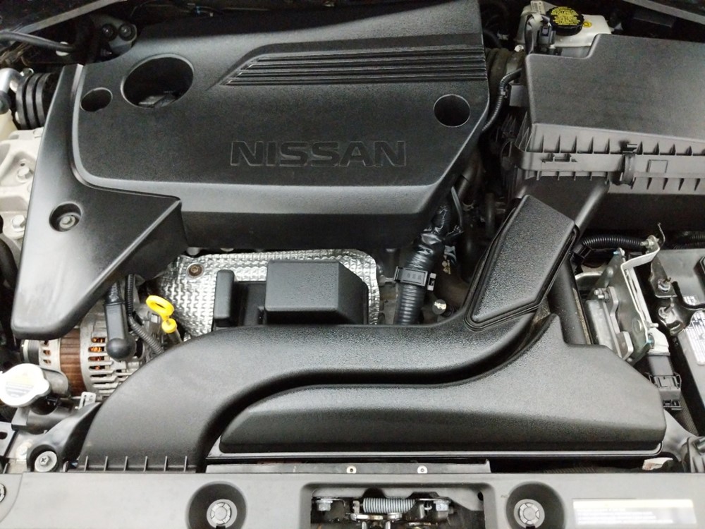 2016 Nissan Altima - Engine