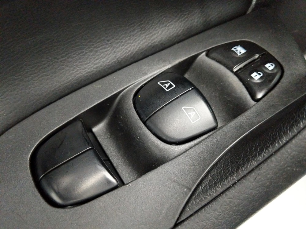2016 Nissan Altima - Driver Power Windows/Lock Control