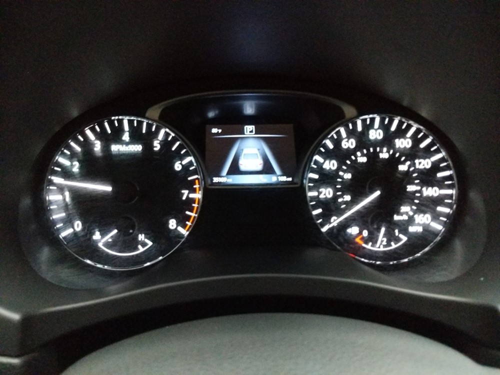 2016 Nissan Altima - Odometer Close Up