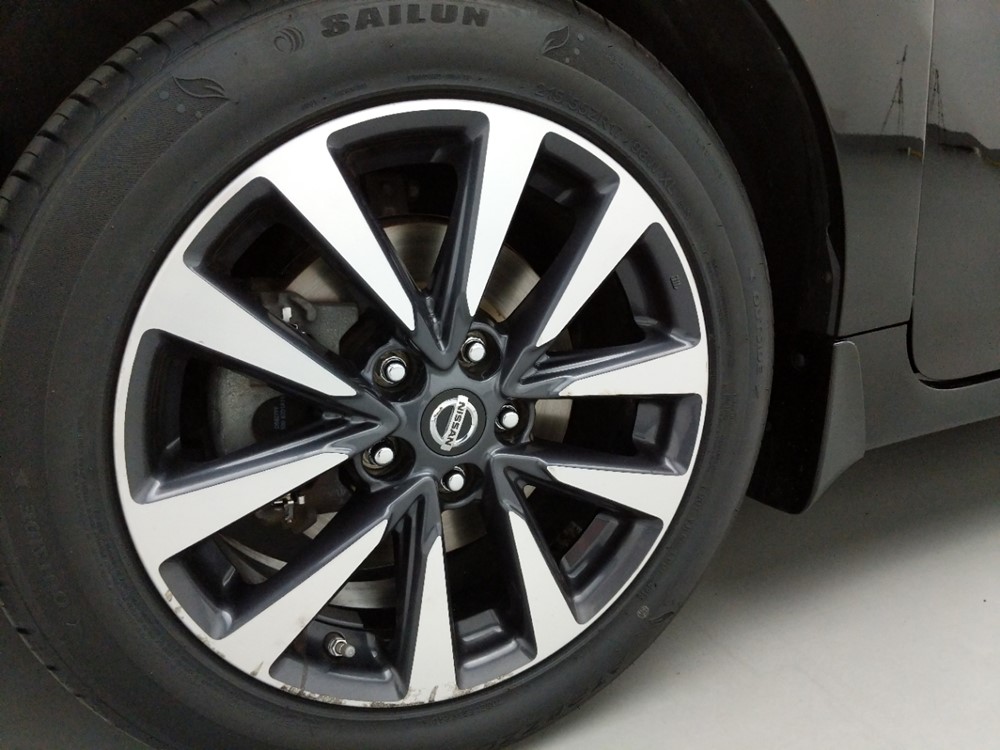 2016 Nissan Altima - Wheel