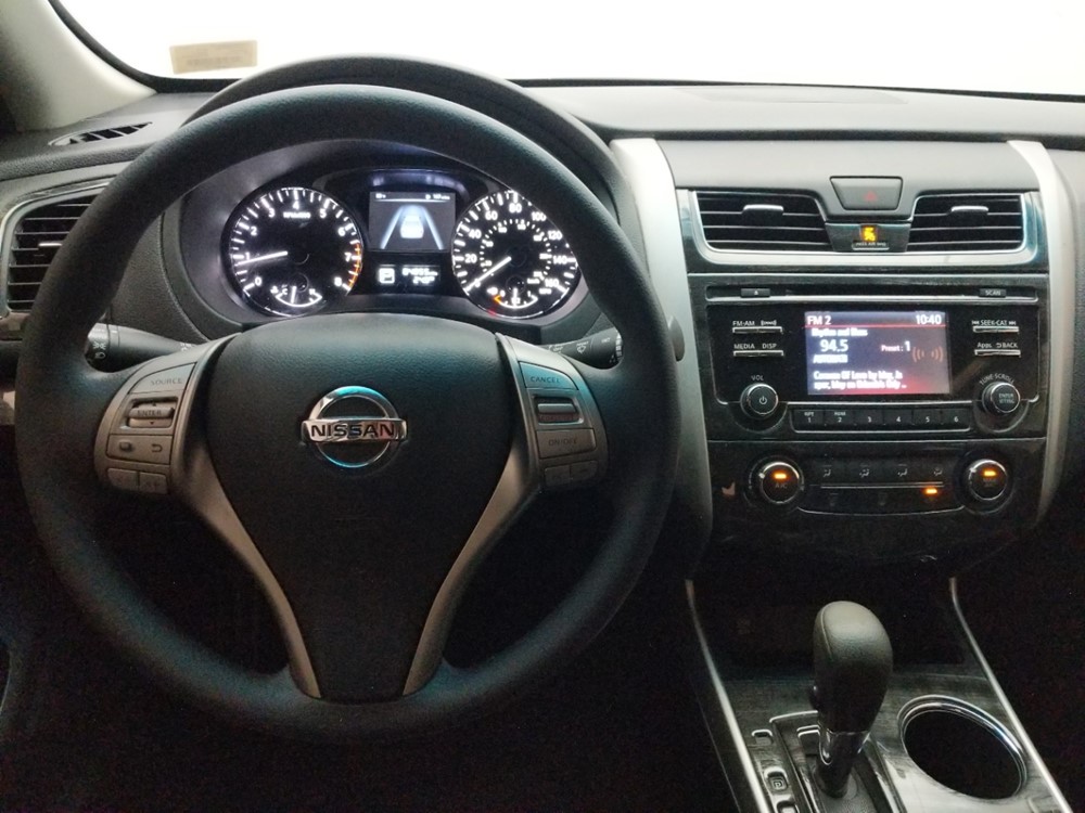 2015 Nissan Altima - Driver Dash