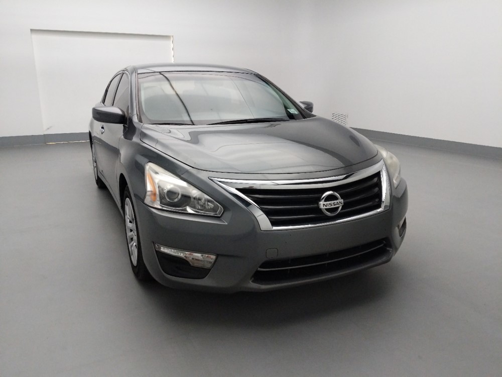 2015 Nissan Altima - Passenger Front Hood